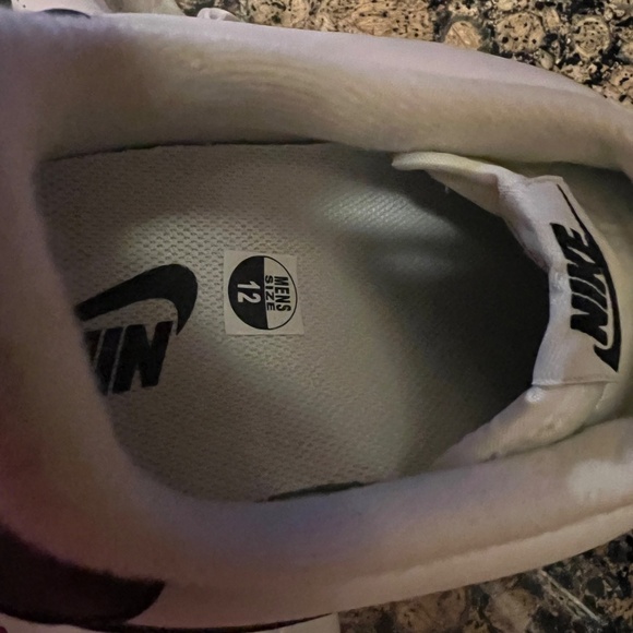 Nike Cortez - Picture 3 of 4